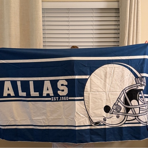Dallas Blue and White Football Team Banner Flag - Picture 2 of 2